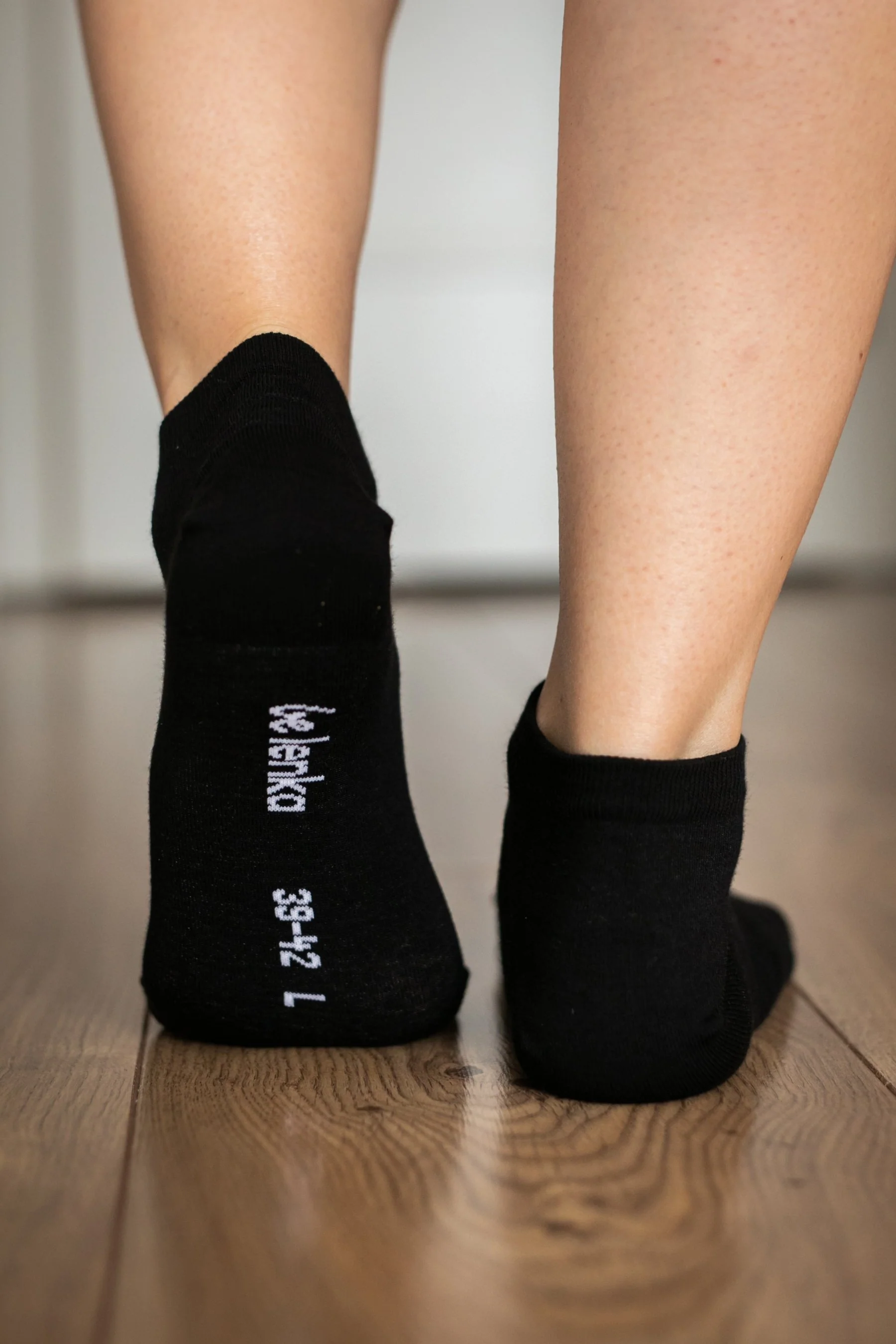 Be Lenka Barefoot Socks Low Cut Black - Image 3