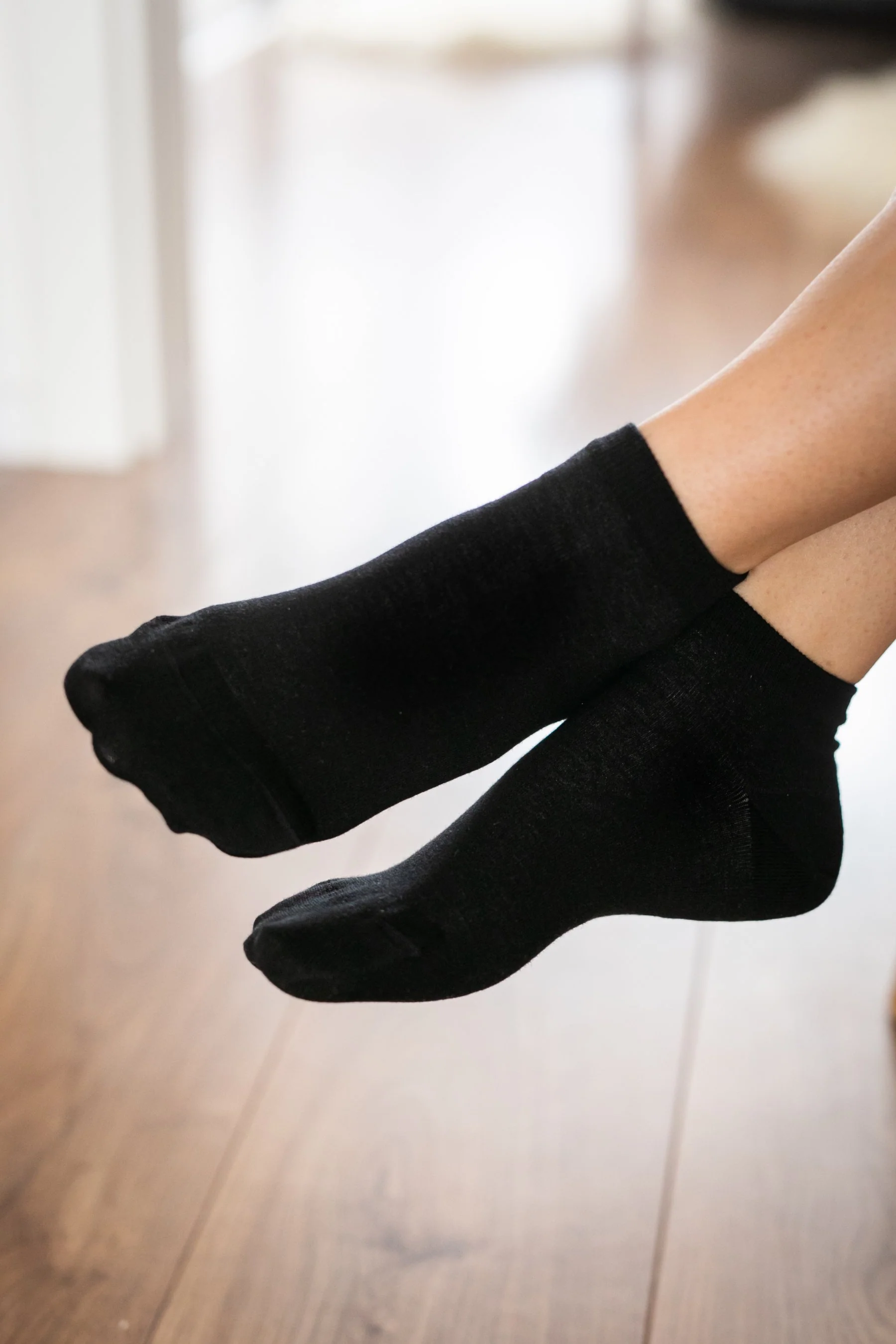 Be Lenka Barefoot Socks Low Cut Black - Image 4